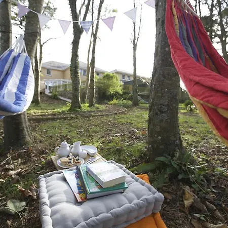 Woodlands, Little Carloggas, St Mawgan, Newquay, Cornwall, Tr8 4eq Дом отдыха *